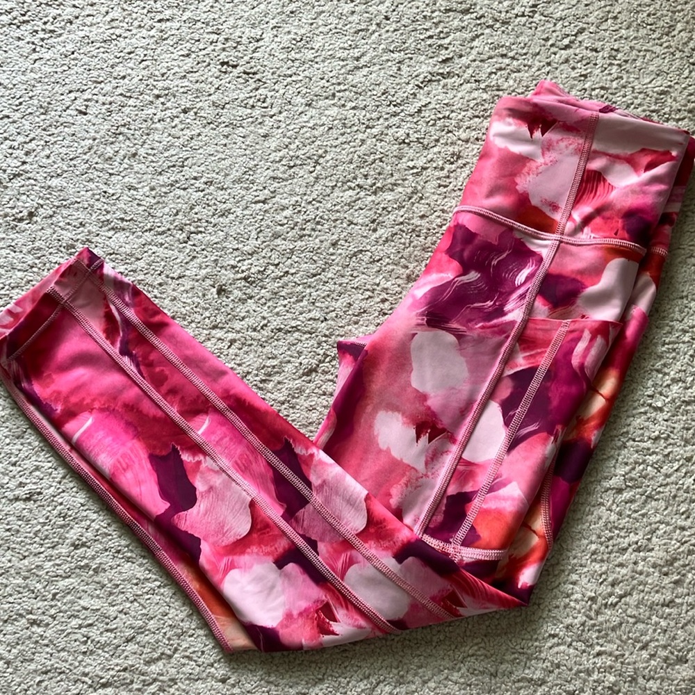 Athleta Ultimate Stash